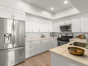 10650 Kinnard, Los Angeles CA 90024