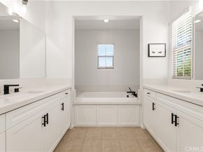 54 Prickly Pear, Irvine CA 92618