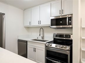 802 Camino Real 105, Redondo Beach CA 90277