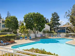 802 Camino Real 105, Redondo Beach CA 90277