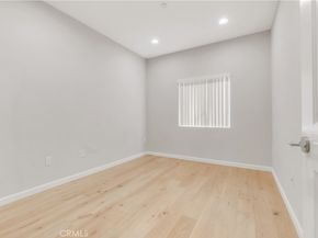 4821 Bakman 201, North Hollywood CA 91601