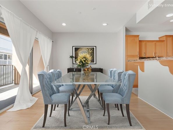 4821 Bakman 201, North Hollywood CA 91601