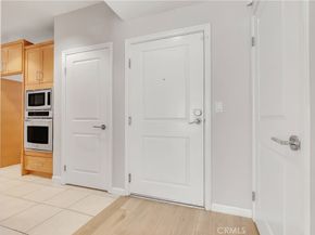 4821 Bakman 201, North Hollywood CA 91601