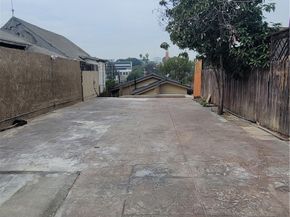 932 S Mott Street, Los Angeles CA 90023