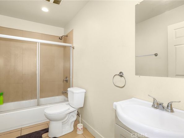 844 W 78th Street, Los Angeles CA 90044