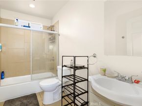 844 W 78th Street, Los Angeles CA 90044