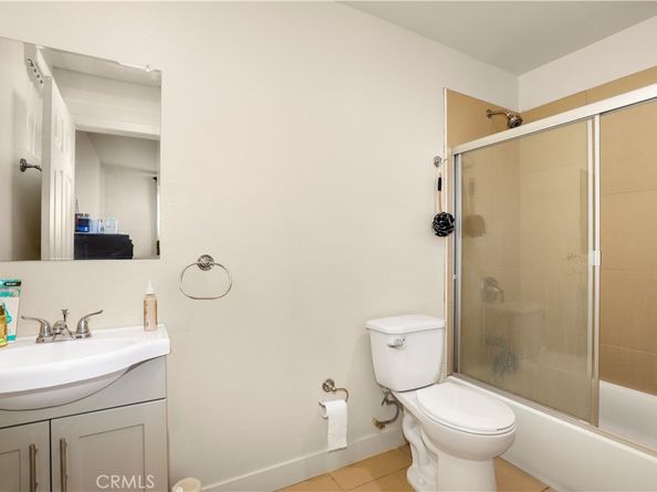 844 W 78th Street, Los Angeles CA 90044