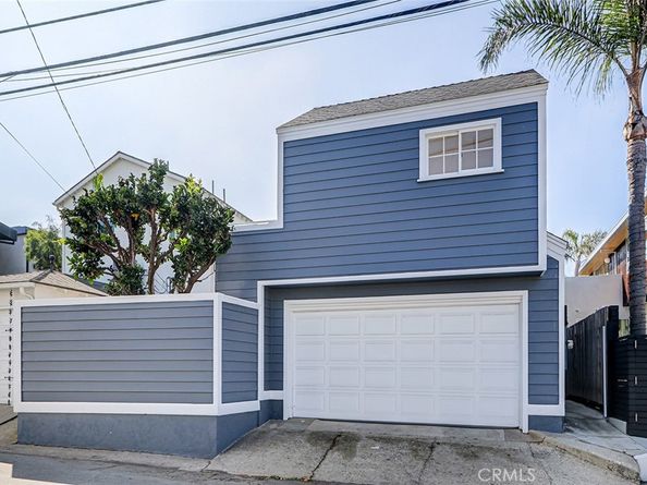 2208 Grandview Avenue, Manhattan Beach CA 90266