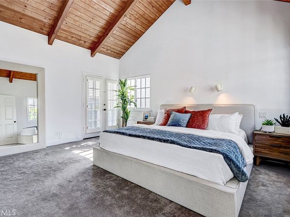 2208 Grandview Avenue, Manhattan Beach CA 90266