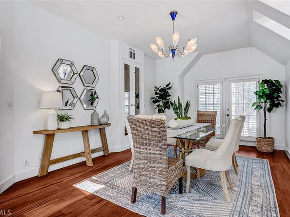 2208 Grandview Avenue, Manhattan Beach CA 90266
