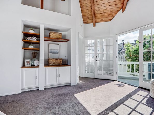 2208 Grandview Avenue, Manhattan Beach CA 90266