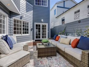 2208 Grandview Avenue, Manhattan Beach CA 90266