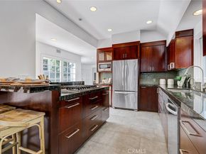 2208 Grandview Avenue, Manhattan Beach CA 90266