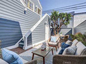 2208 Grandview Avenue, Manhattan Beach CA 90266