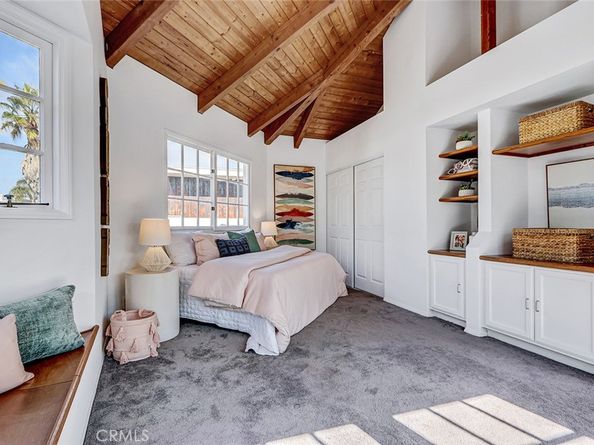 2208 Grandview Avenue, Manhattan Beach CA 90266