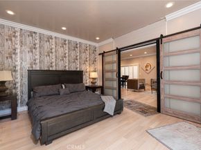 12102 S La Cienega Boulevard, Hawthorne CA 90250