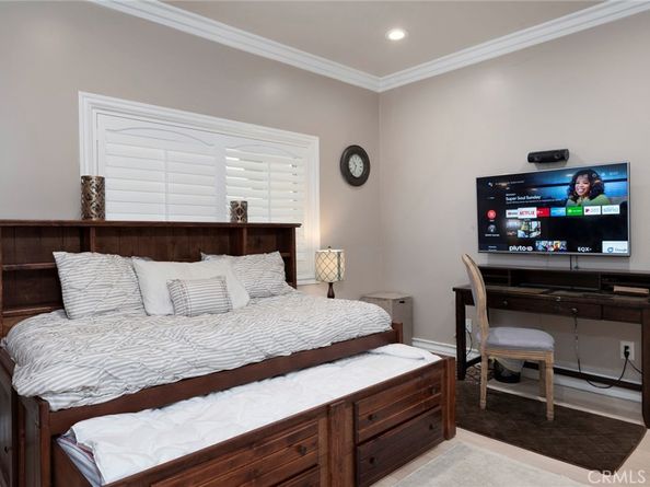 12102 S La Cienega Boulevard, Hawthorne CA 90250