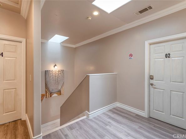 12102 S La Cienega Boulevard, Hawthorne CA 90250