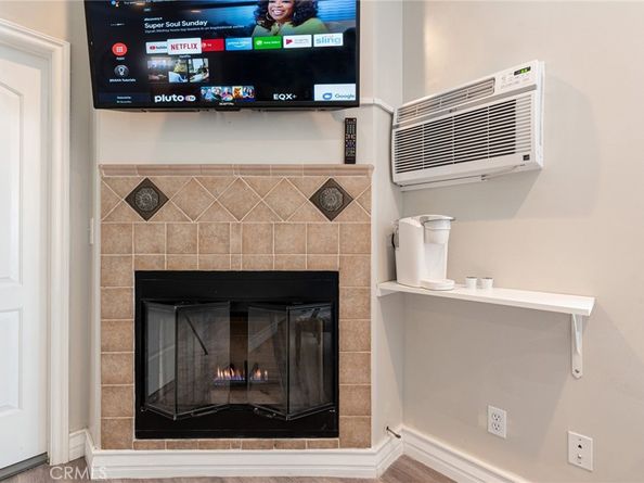 12102 S La Cienega Boulevard, Hawthorne CA 90250