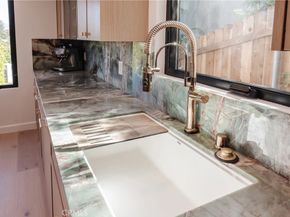 2255 Talmadge, Los Angeles CA 90027