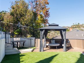 2255 Talmadge, Los Angeles CA 90027
