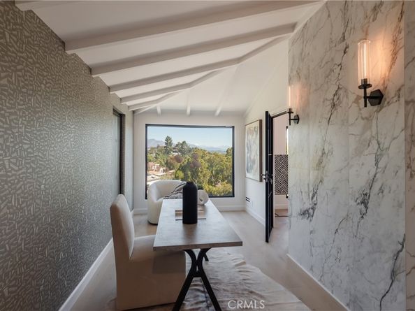 2255 Talmadge, Los Angeles CA 90027