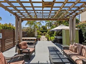 714 Avenue D, Redondo Beach CA 90277