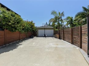 714 Avenue D, Redondo Beach CA 90277