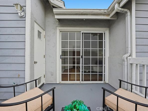 1534 Marcelina D, Torrance CA 90501