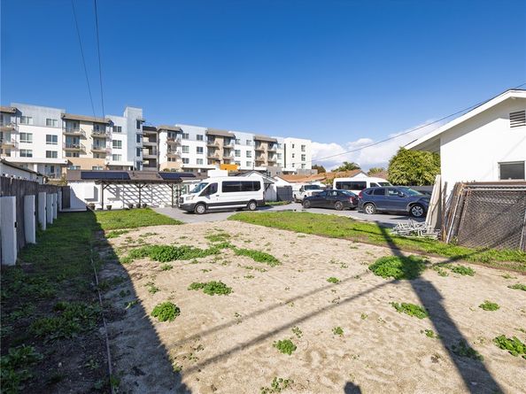 5518 W 117th Street, Hawthorne CA 90304