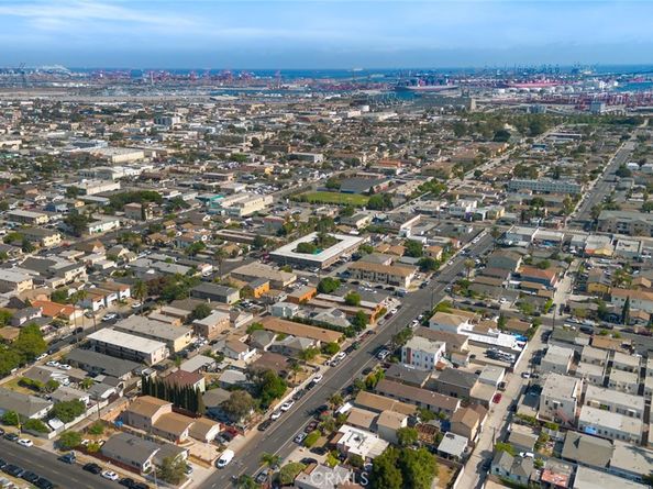 918 Mcdonald Avenue, Wilmington CA 90744