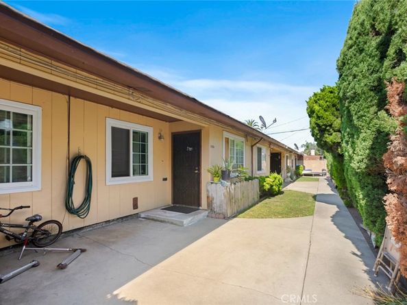 918 Mcdonald Avenue, Wilmington CA 90744