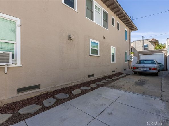 1605 e. Broadway, Long Beach CA 90802