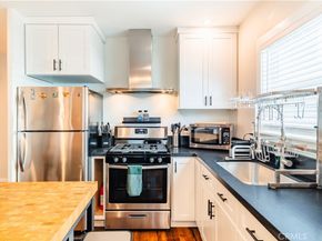 1605 e. Broadway, Long Beach CA 90802