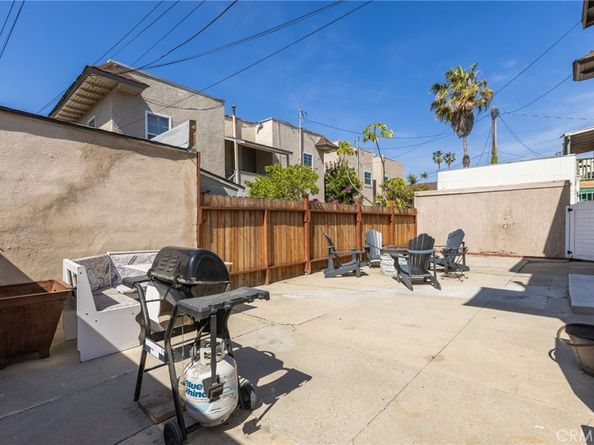 1605 e. Broadway, Long Beach CA 90802