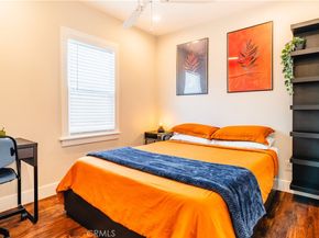 1605 e. Broadway, Long Beach CA 90802