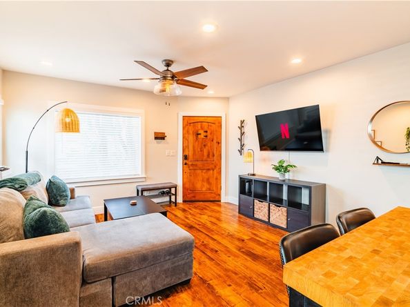 1605 e. Broadway, Long Beach CA 90802