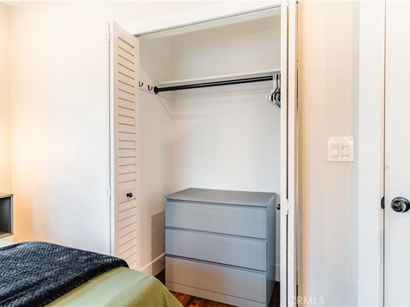 1605 e. Broadway, Long Beach CA 90802