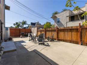 1605 e. Broadway, Long Beach CA 90802