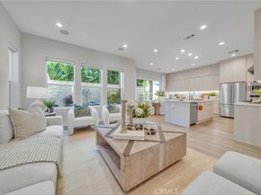 120 Parkland Alley, Lake Forest CA 92630