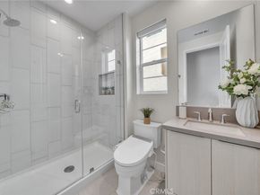 120 Parkland Alley, Lake Forest CA 92630