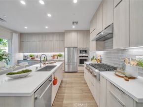 120 Parkland Alley, Lake Forest CA 92630