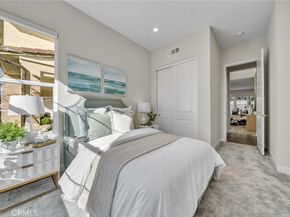 120 Parkland Alley, Lake Forest CA 92630