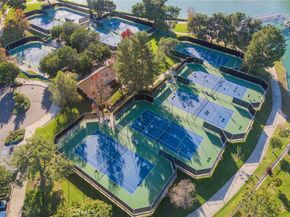 154 Echo Run 66, Irvine CA 92614