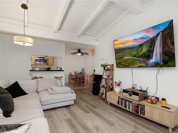 1345 Cabrillo Park Drive Q02, Santa Ana CA 92701