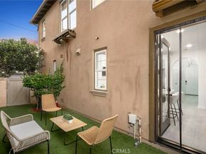 345 Tall Oak, Irvine CA 92603