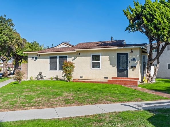 4769 E Malta, Long Beach CA 90815