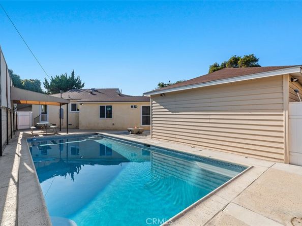 4769 E Malta, Long Beach CA 90815