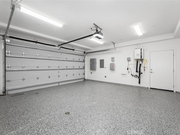 107 Somera, Irvine CA 92602