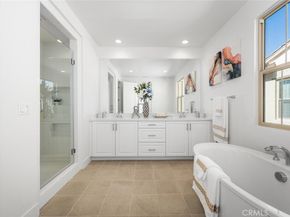 107 Somera, Irvine CA 92602